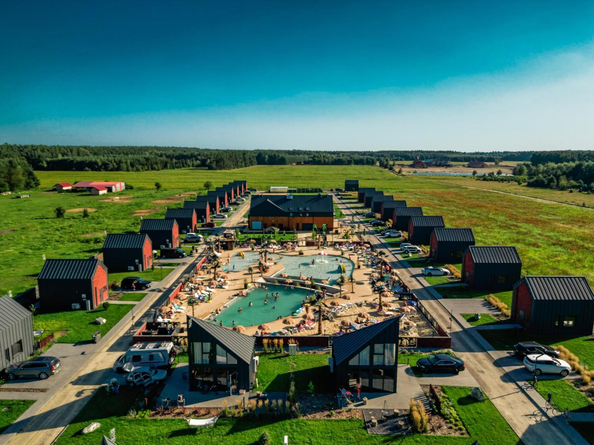 Wioska Wakacyjna Radawa Hotel Bagian luar foto